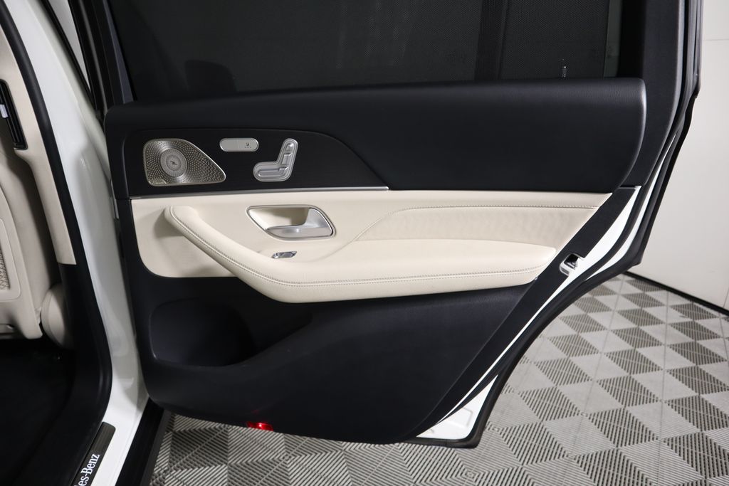 2021 Mercedes-Benz GLS 450 4MATIC 28