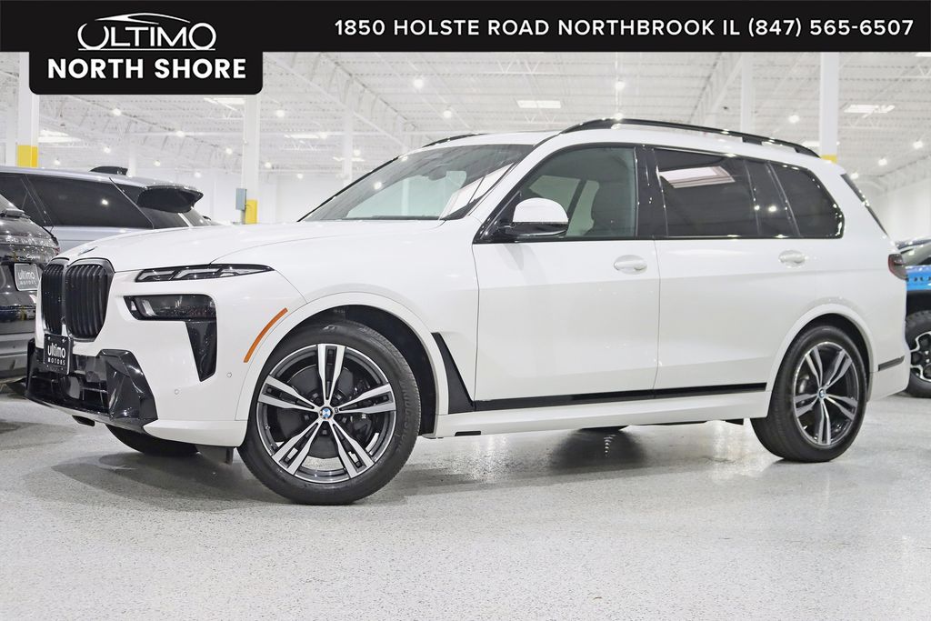 2023 BMW X7 xDrive40i AWD