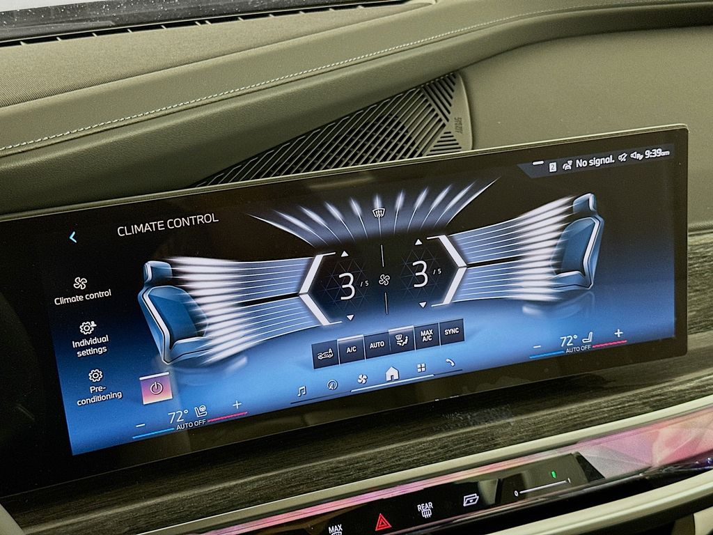 Thumbnail: 2026 BMW 7 Series - 14