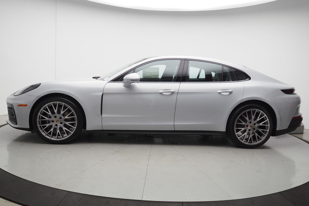 Thumbnail: 2026 Porsche Panamera - 8