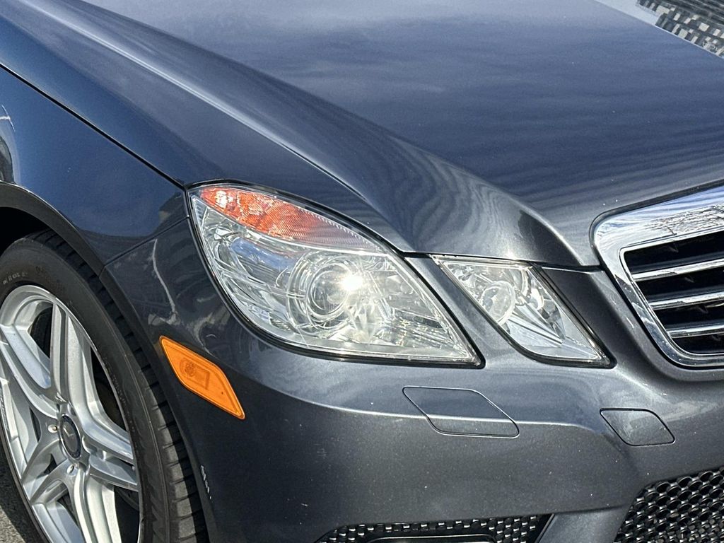 Thumbnail: 2011 Mercedes-Benz E-Class - 5