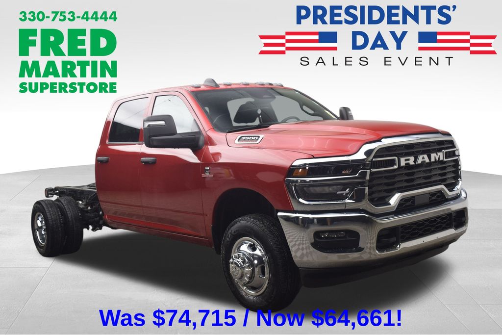 2026 RAM 3500 Chassis Tradesman Crew Cab LB DRW 4WD