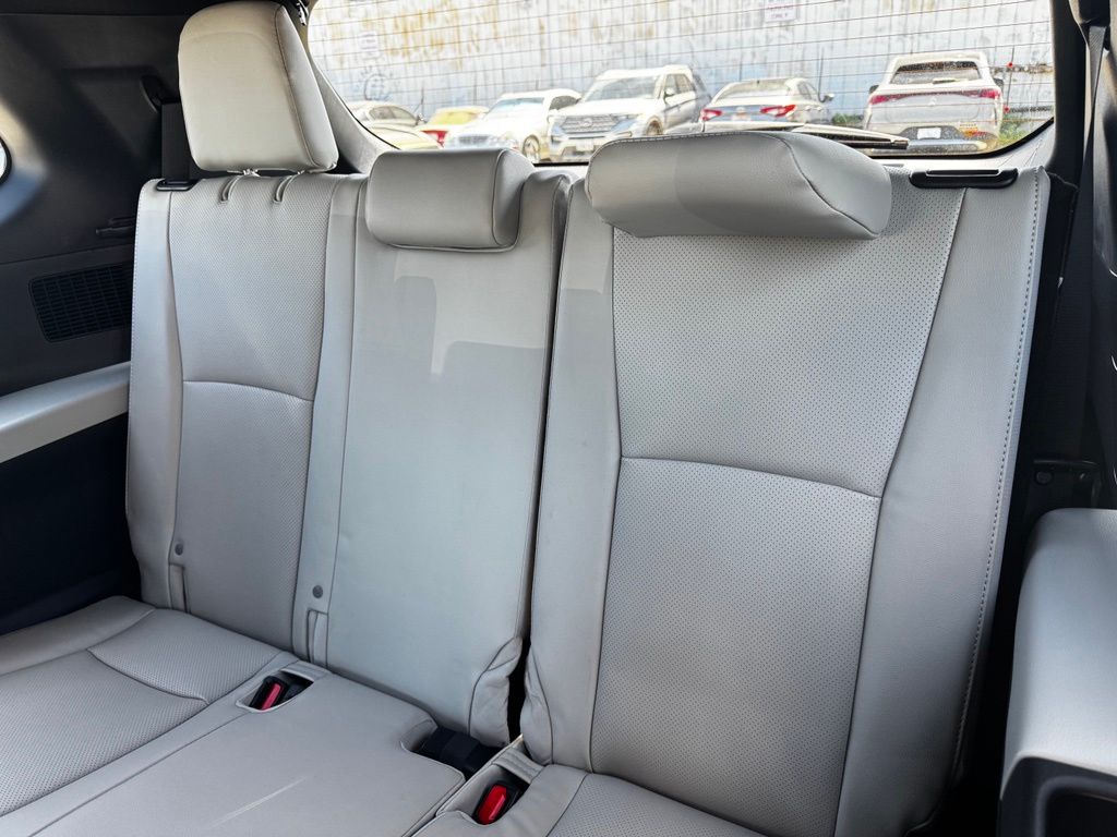New 2026 Toyota Grand Highlander Hybrid SUV