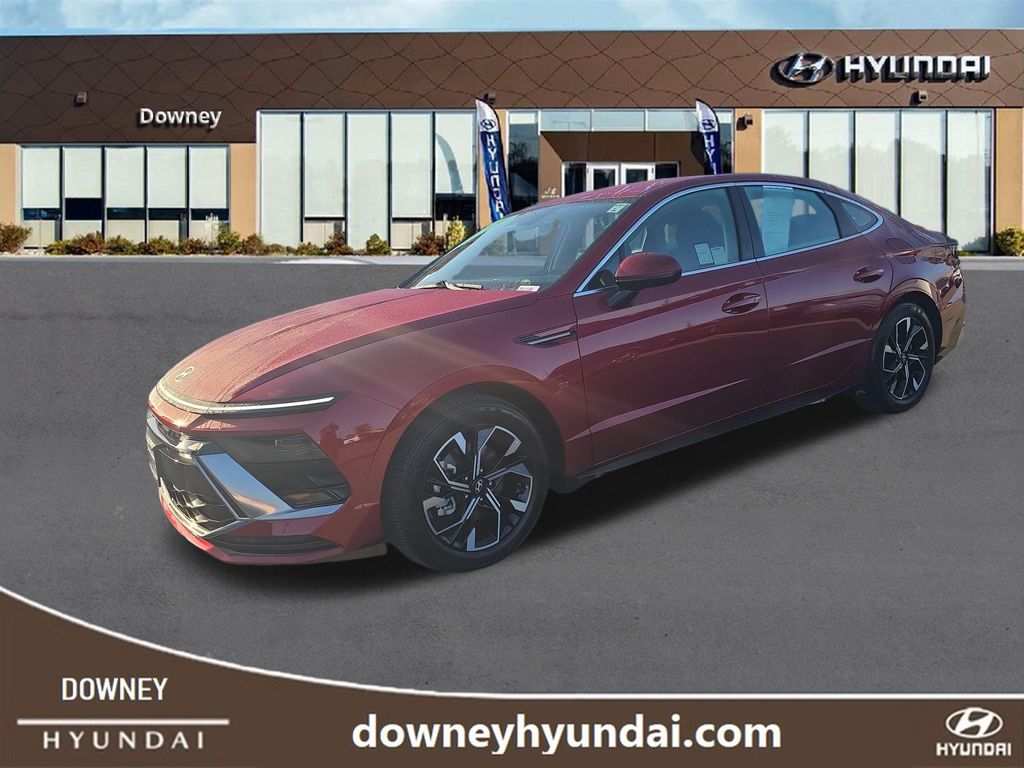 Ultimate red 2025 Hyundai Sonata Sedan Front-Wheel Drive 8-Speed Automatic