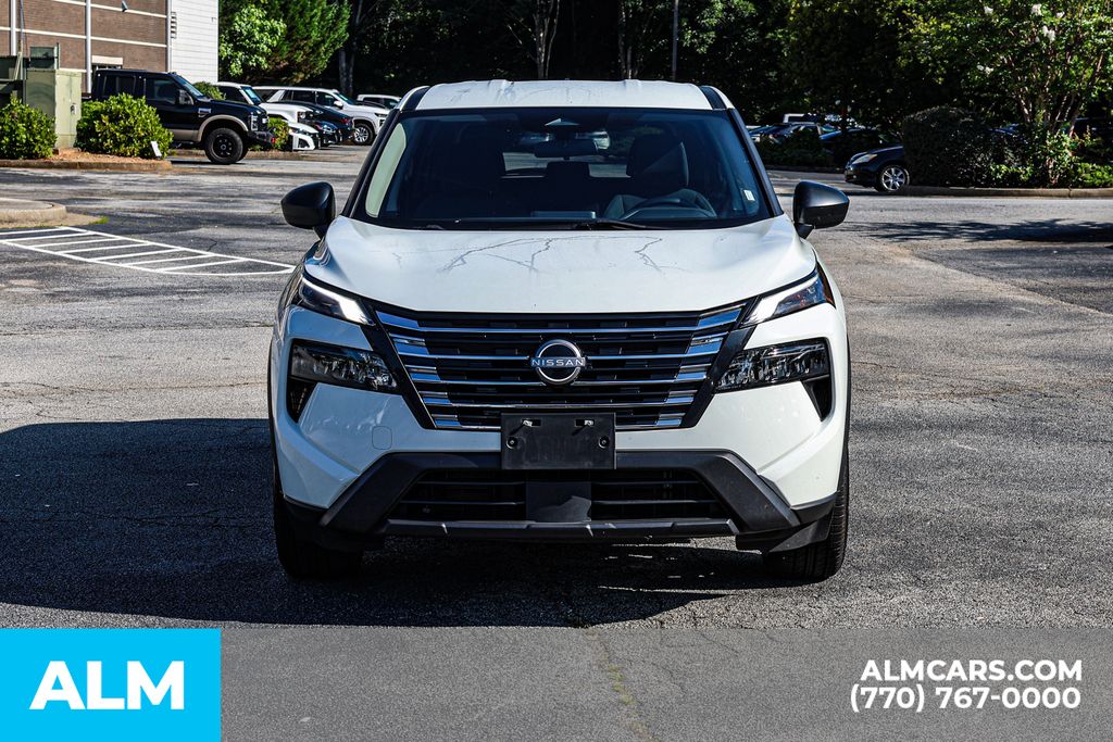 Used 2024 White Nissan S image 11