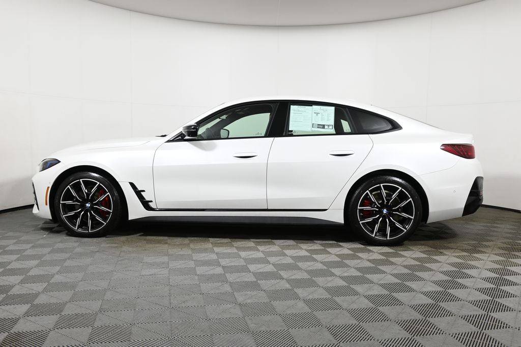 Thumbnail: 2025 BMW i4 - 2