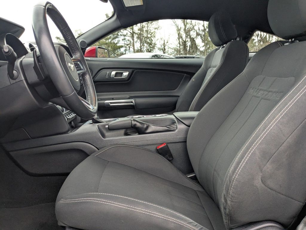 2021 Ford Mustang EcoBoost Fastback