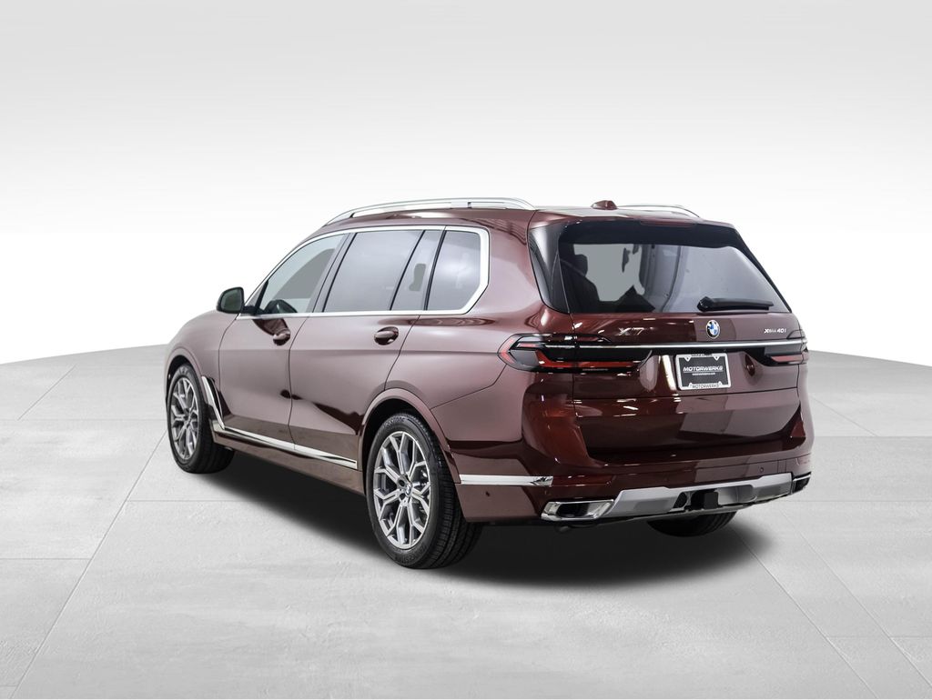 2024 BMW X7 xDrive40i 3