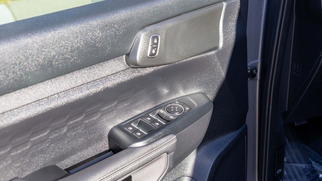 Used 2024 Ford Ranger XLT 4D Crew Cab