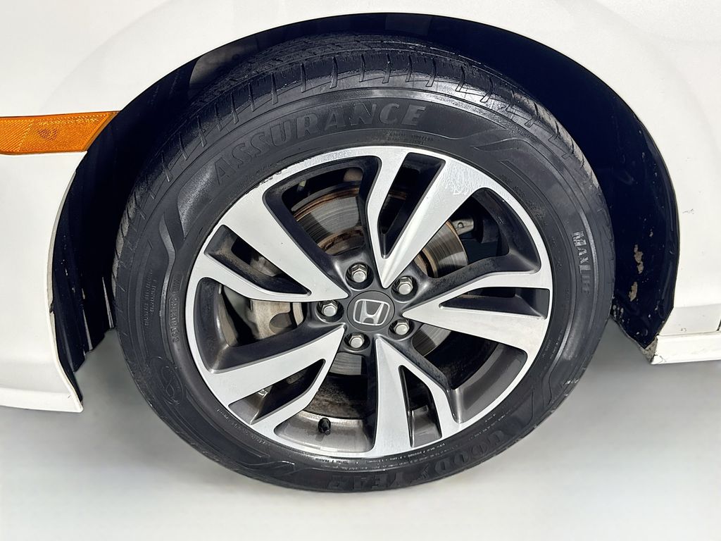 Used Car 2021 Honda Odyssey  Touring For Sale Under $30,000 In Austin, Texas