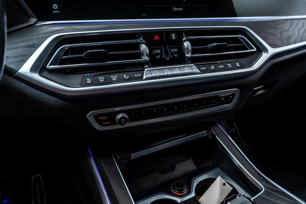Used 2022 Black BMW M50i image 20