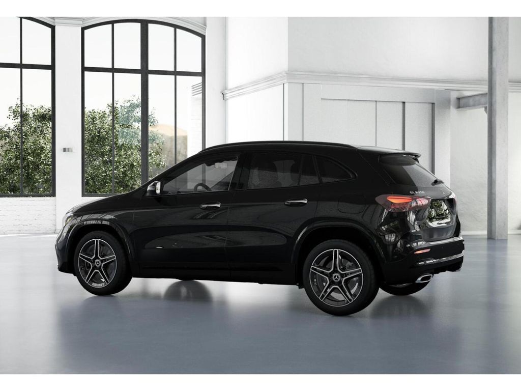 Thumbnail: 2026 Mercedes-Benz GLA - 31