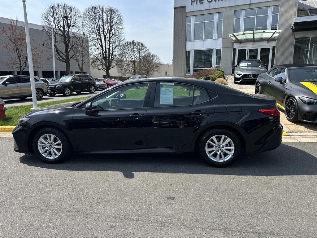 Thumbnail: 2025 Toyota Camry - 14