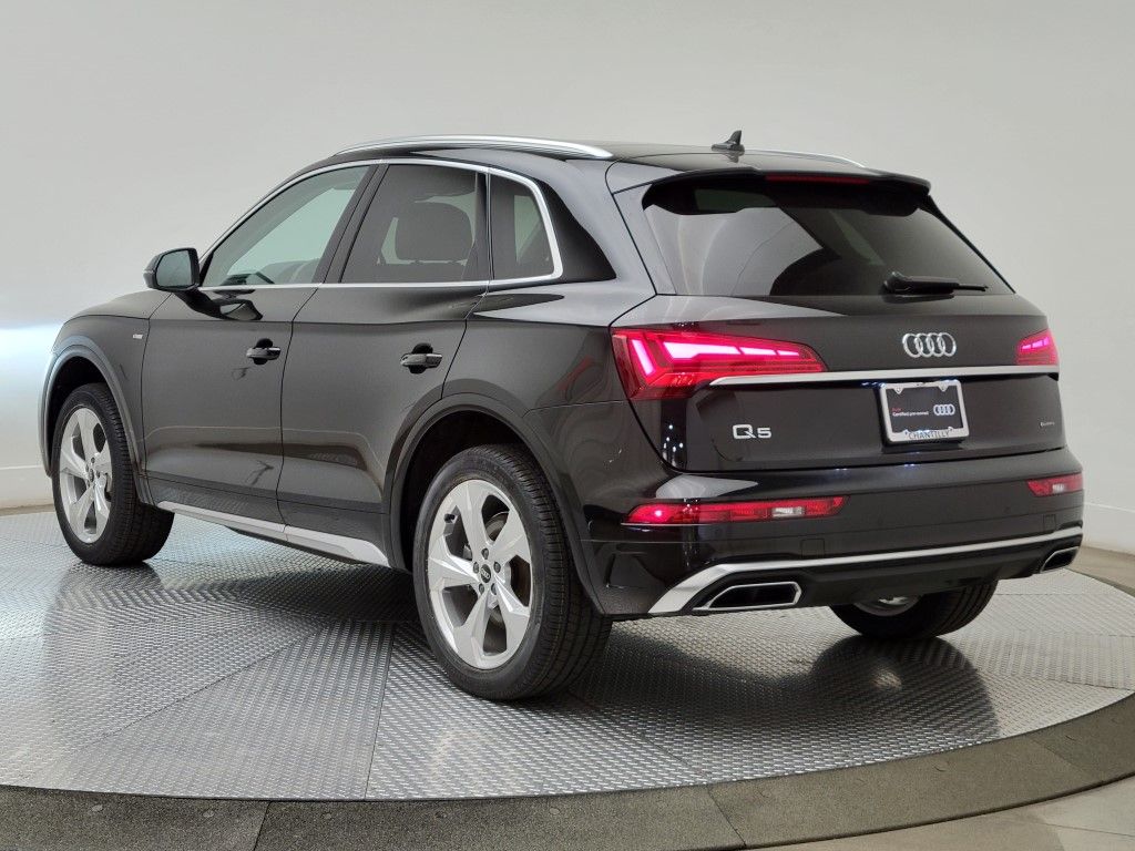 Thumbnail: 2023 Audi Q5 - 4
