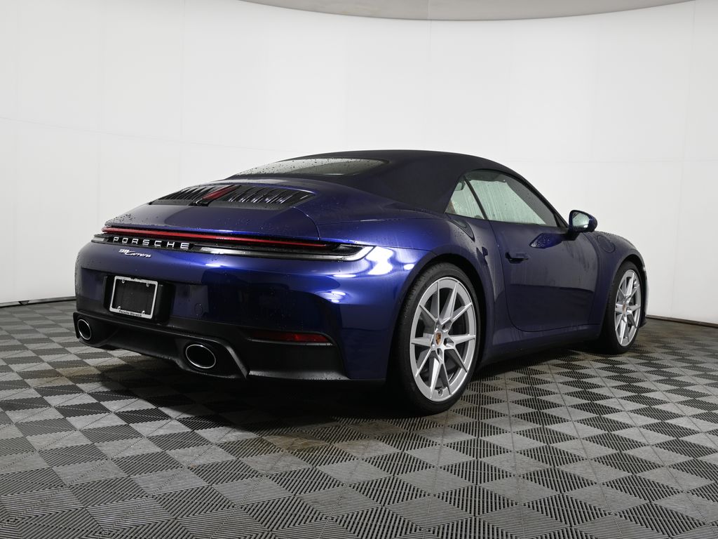 Thumbnail: 2025 Porsche 911 - 9