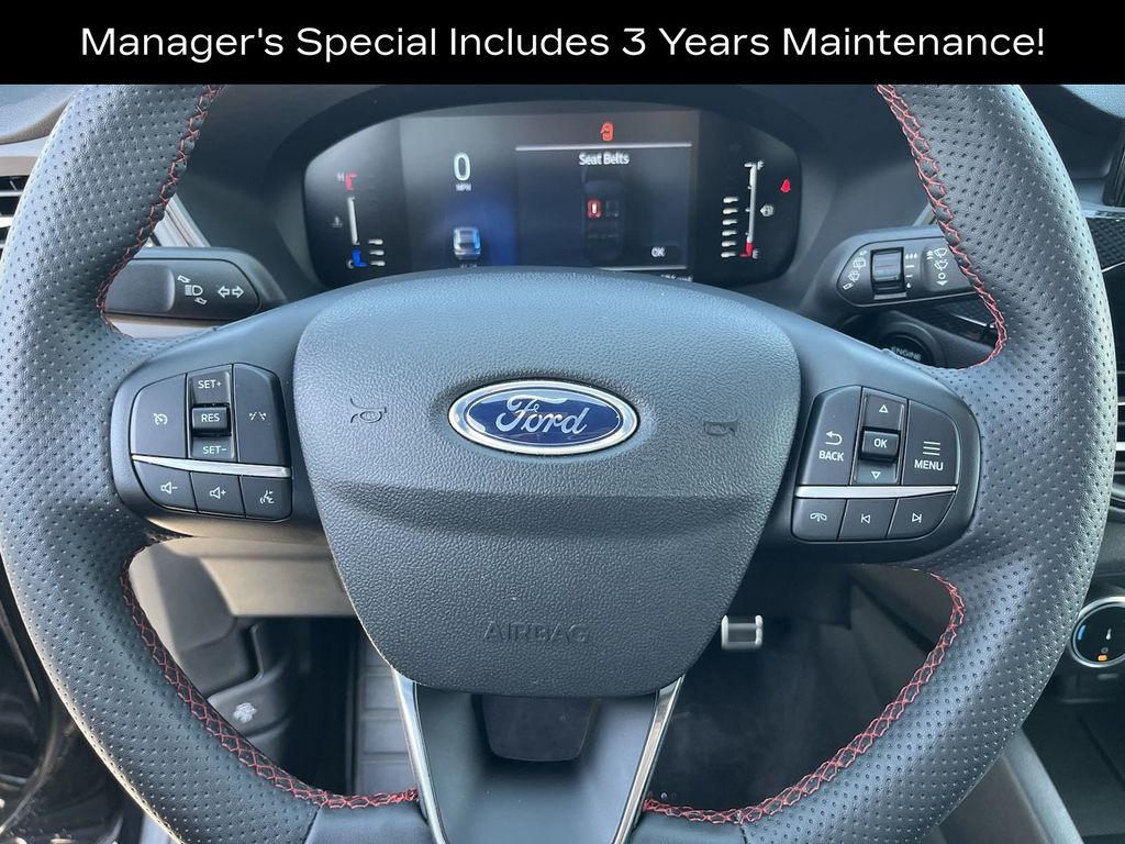 2023 Ford Escape ST-Line 29