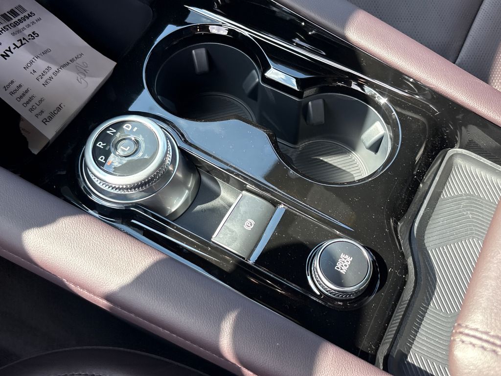 New 2026 White Ford Platinum image 26