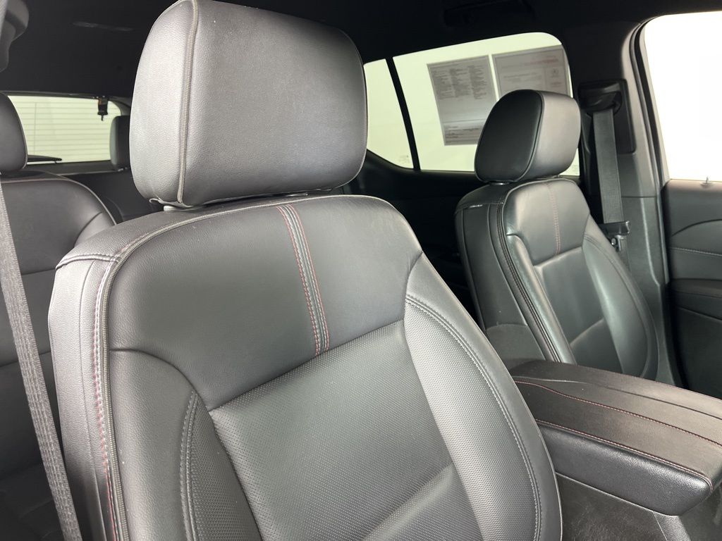 Thumbnail: 2022 Chevrolet Traverse - 7