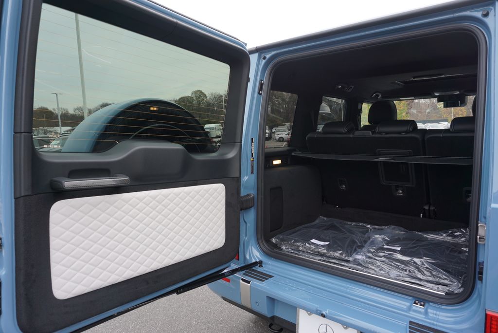 Thumbnail: 2026 Mercedes-Benz G-Class - 17