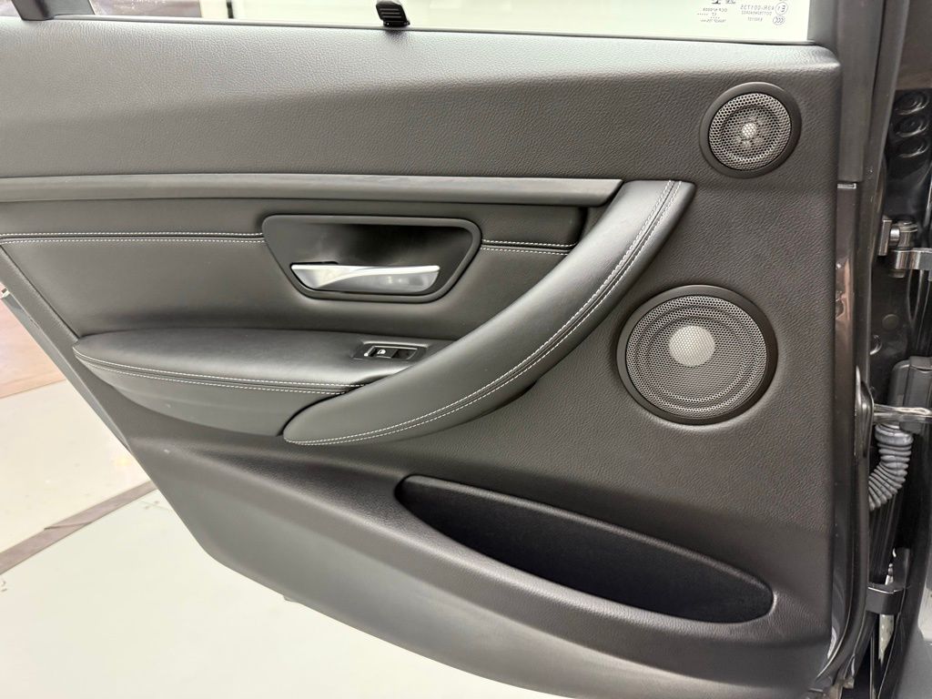 Thumbnail: 2018 BMW M3 - 25