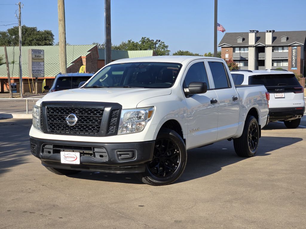 Glacier White 2017 Nissan Titan Pickup Truck Four-Wheel Drive 7-Speed Automatic