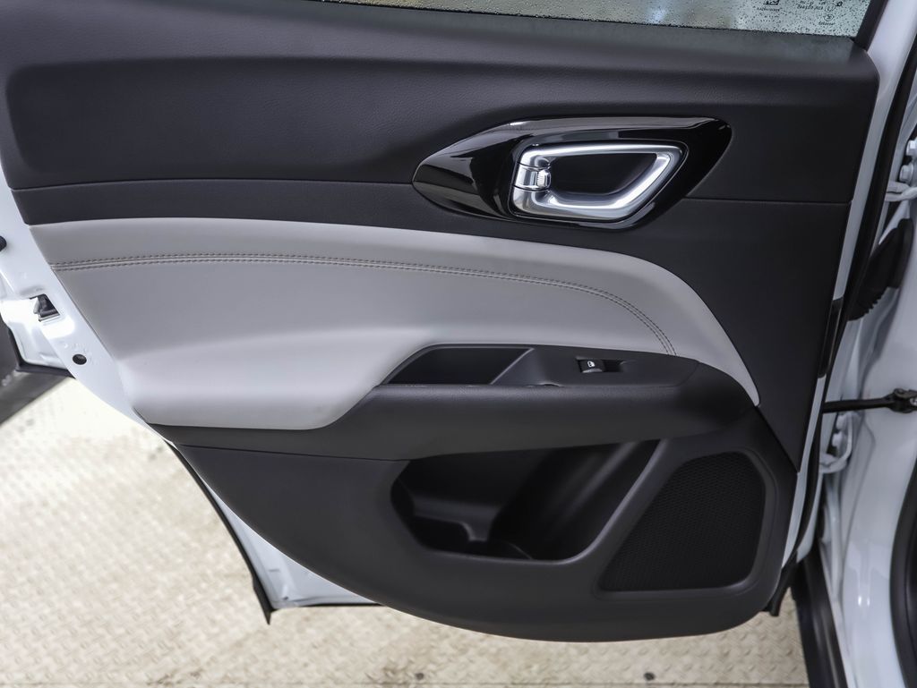 Thumbnail: 2024 Jeep Compass - 20