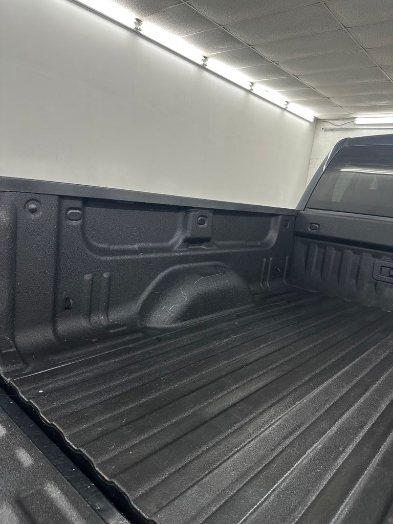 used 2018 GMC Sierra 1500 car, priced at $27,985