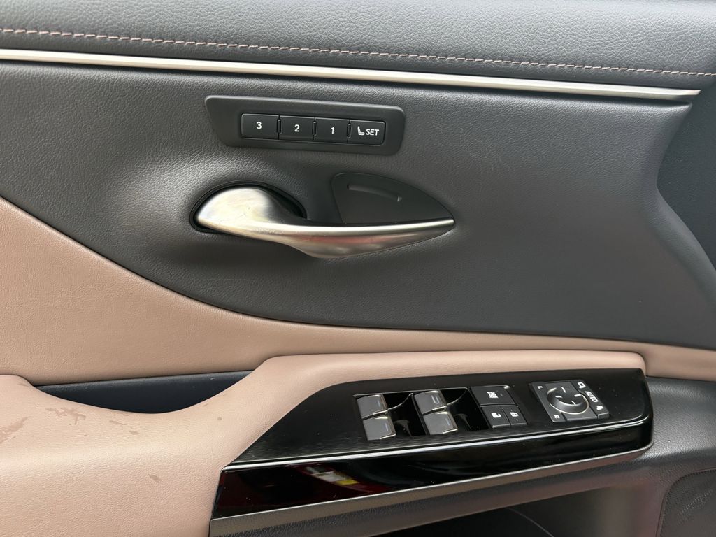 Used 2023 Red Lexus 350 Ultra Luxury image 11