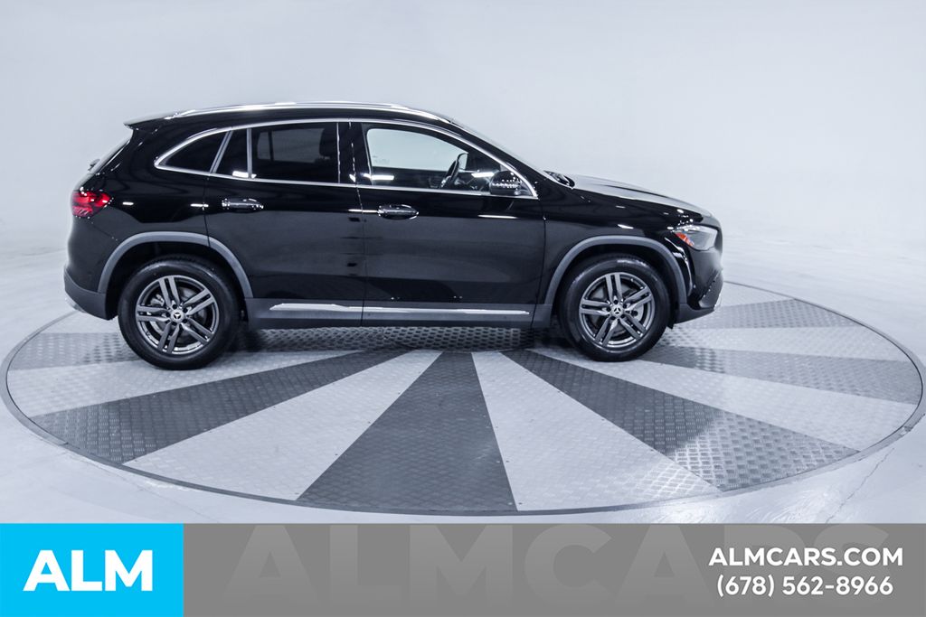 Used 2025 Black Mercedes-Benz GLA 250 image 11