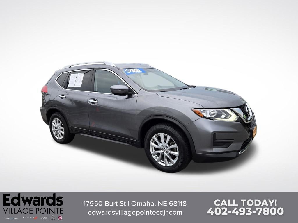 Gray (Gun Metallic) 2017 Nissan Rogue SUV / Crossover All-Wheel Drive Continuously Variable Transmission