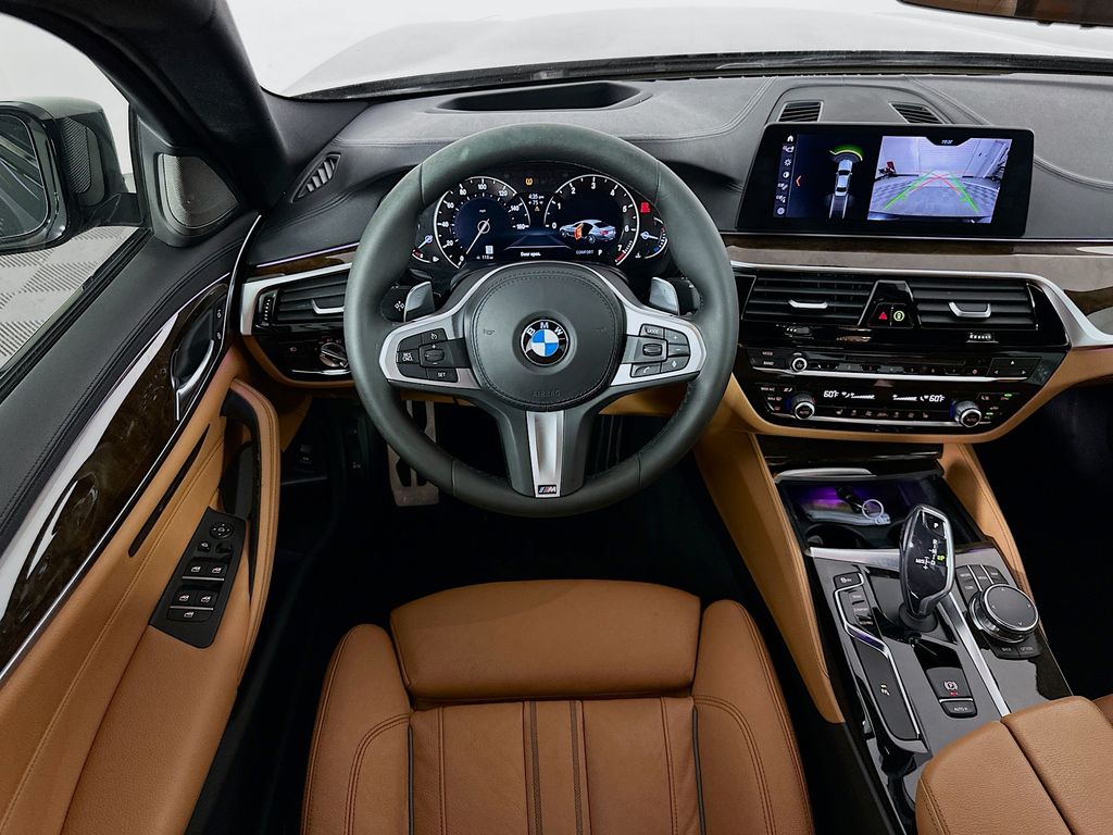 Thumbnail: 2018 BMW 5 Series - 23