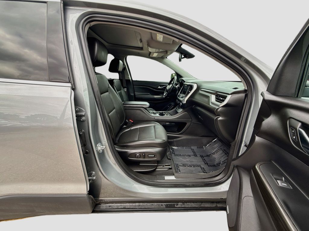 2023 GMC Acadia SLT Silver at Bayway Cadillac Southwest