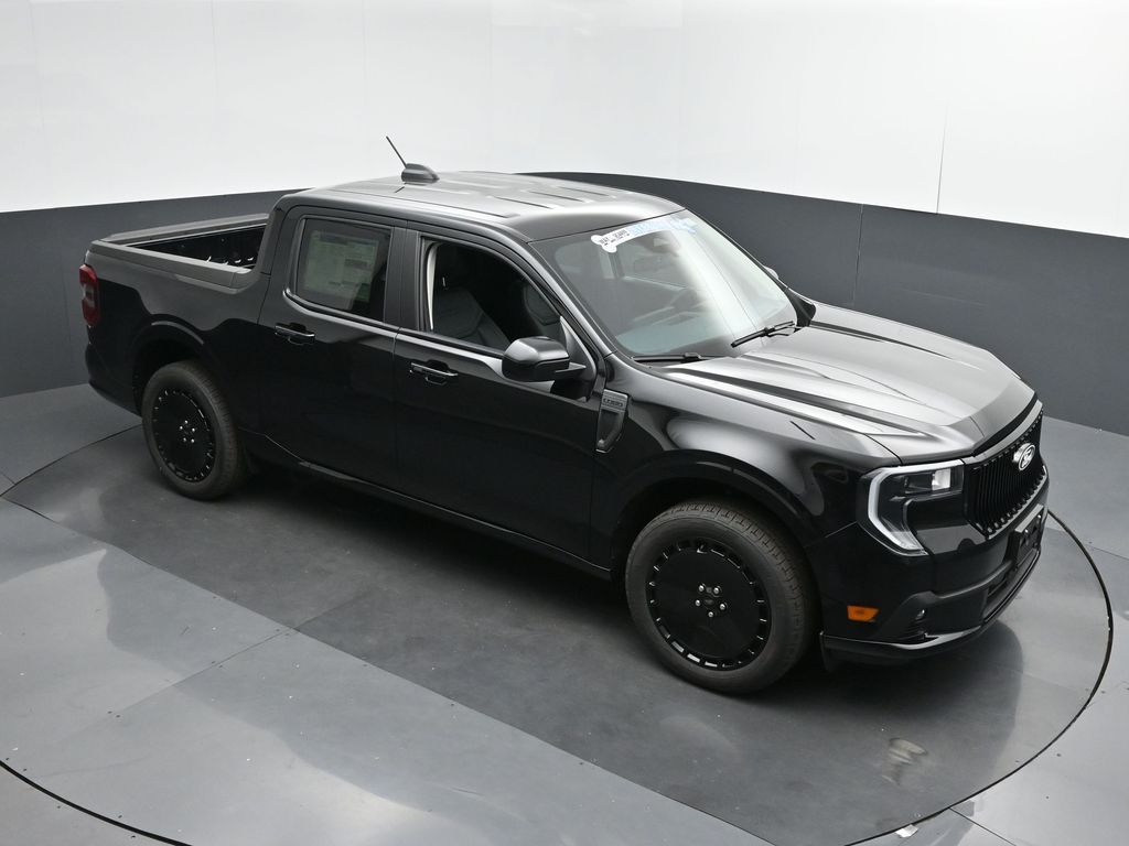 2025 Ford Maverick Lobo Standard