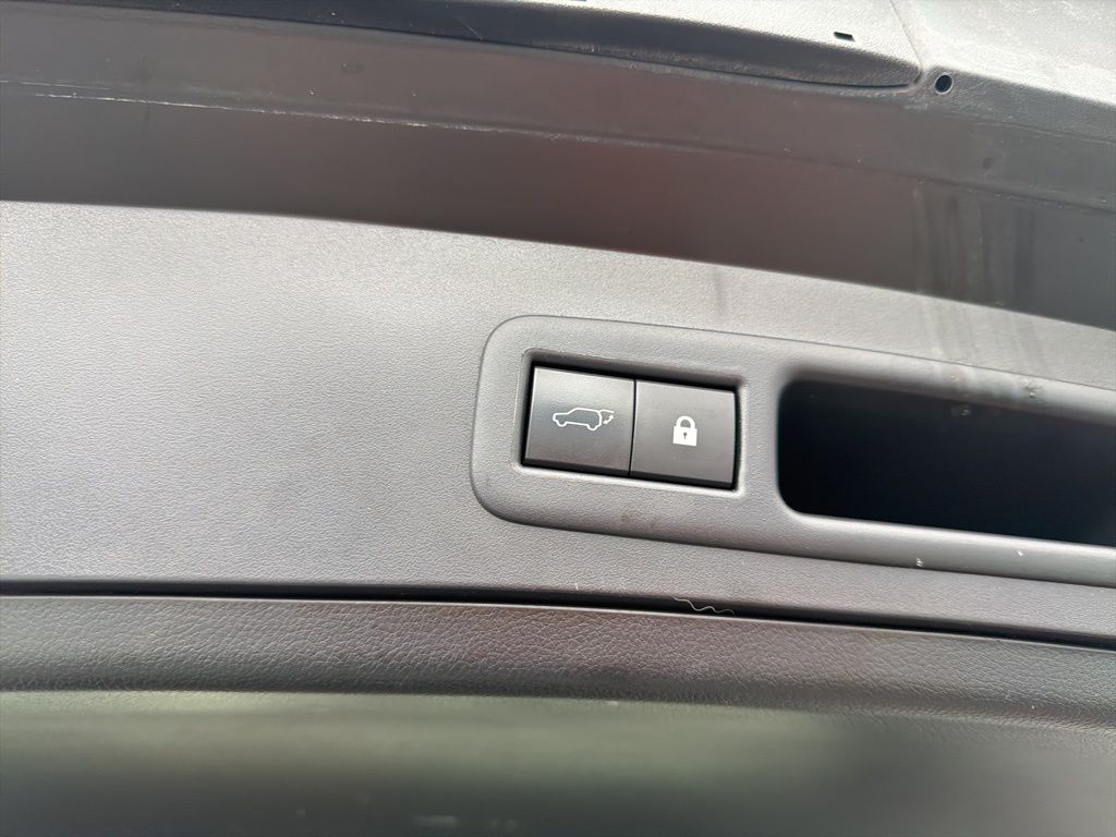 Thumbnail: 2021 Lexus UX - 23