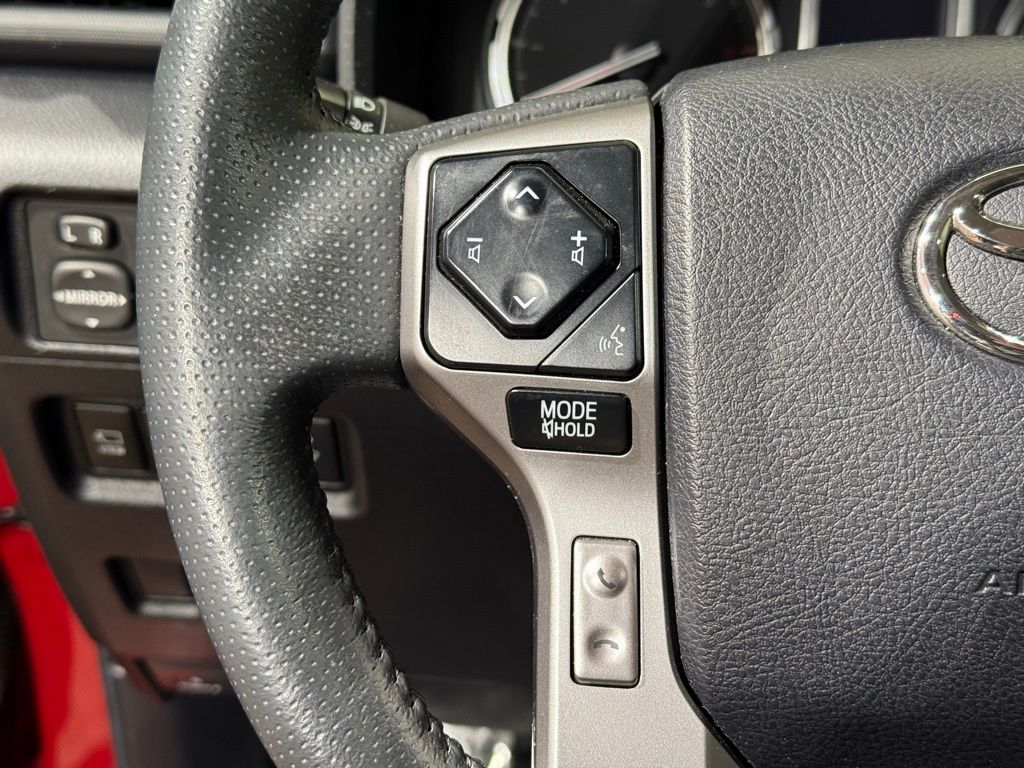 Thumbnail: 2022 Toyota 4Runner - 25