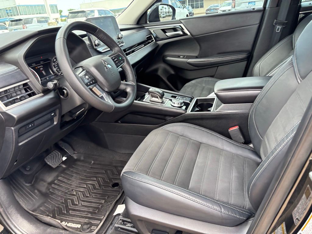 2023 Mitsubishi Outlander SE  at North Houston Mitsubishi