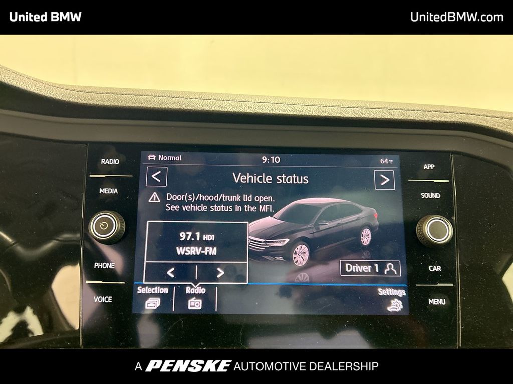2019 Volkswagen Jetta SEL 16