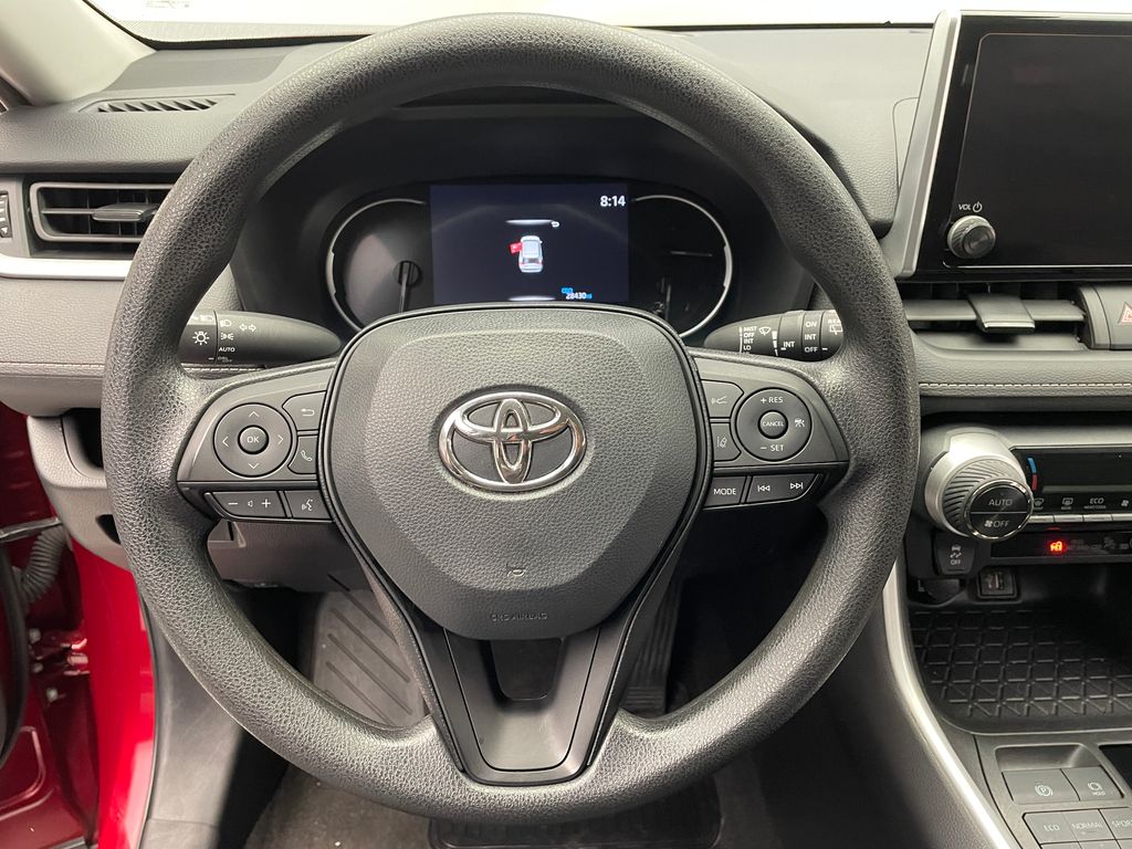 2023 Toyota RAV4 XLE 21