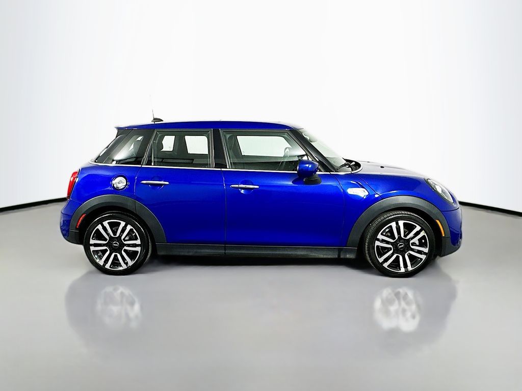 Thumbnail: 2020 MINI Cooper - 4