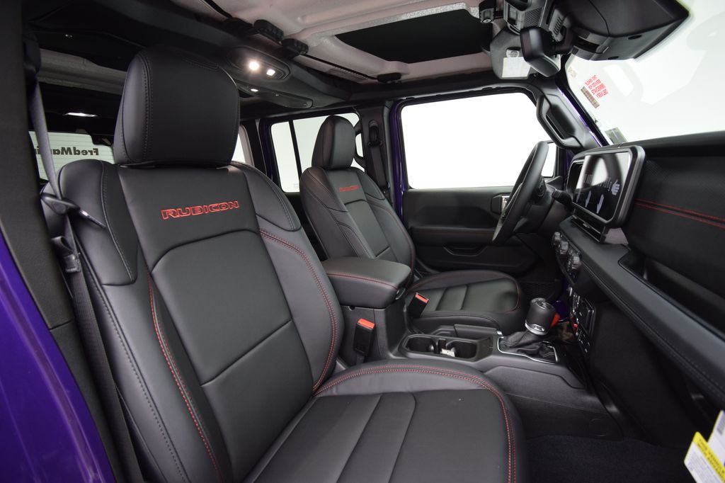 new 2026 Jeep Wrangler car, priced at $59,085