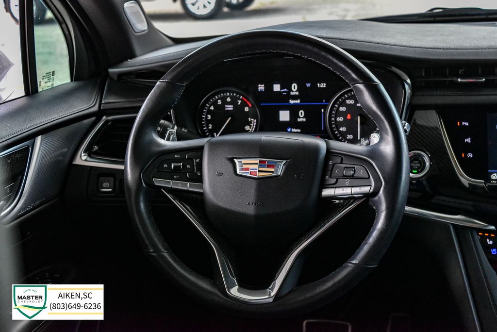 Used 2024 Cadillac XT6 SUV
