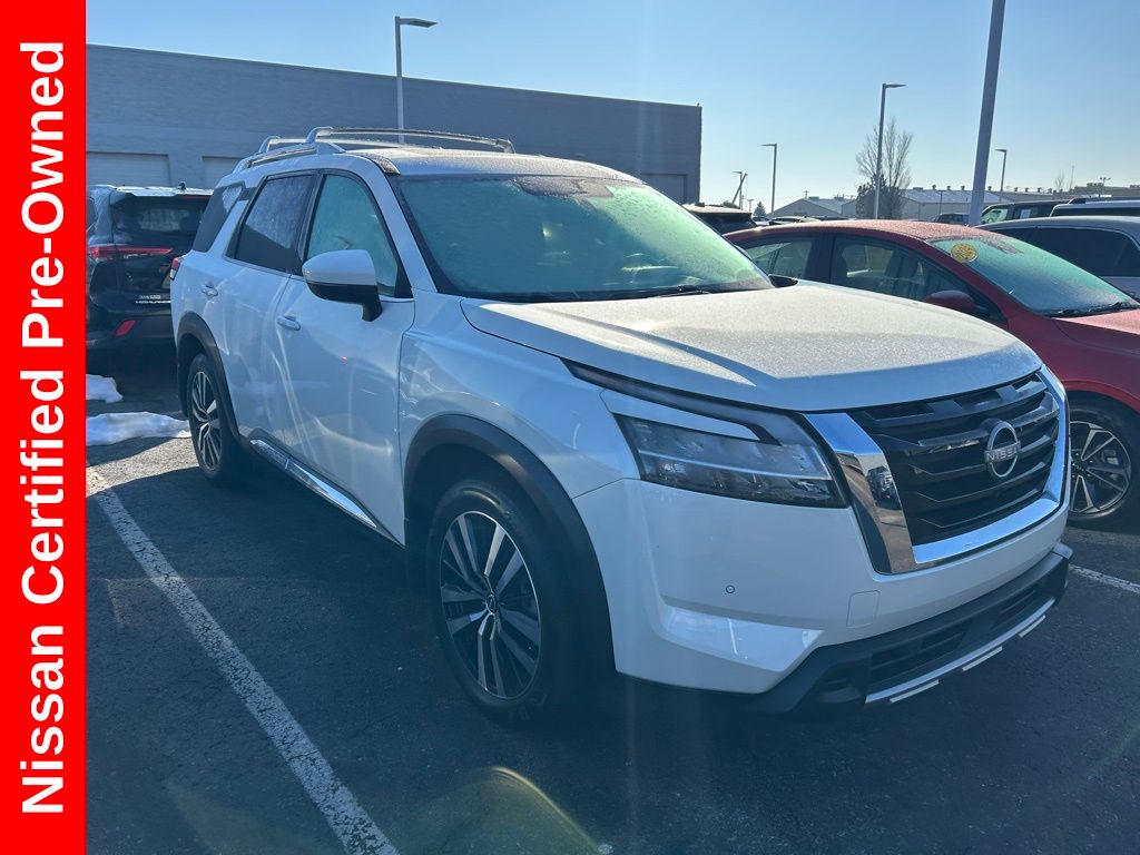 2024 Nissan Pathfinder Platinum 4WD