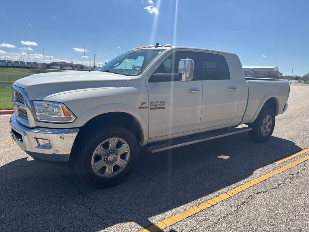 2017 RAM 2500 Laramie Mega Cab 4WD
