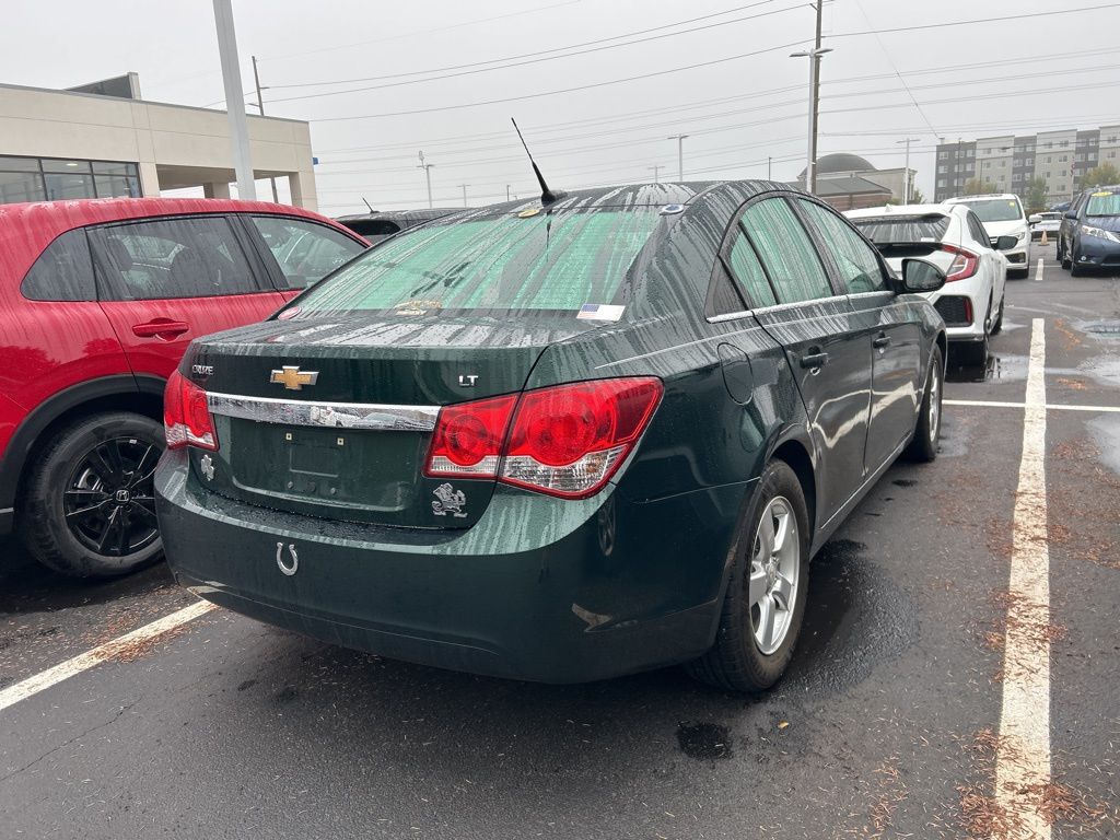 Thumbnail: 2014 Chevrolet Cruze - 3