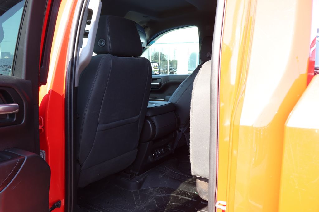 Thumbnail: 2019 Chevrolet Silverado 1500 - 30