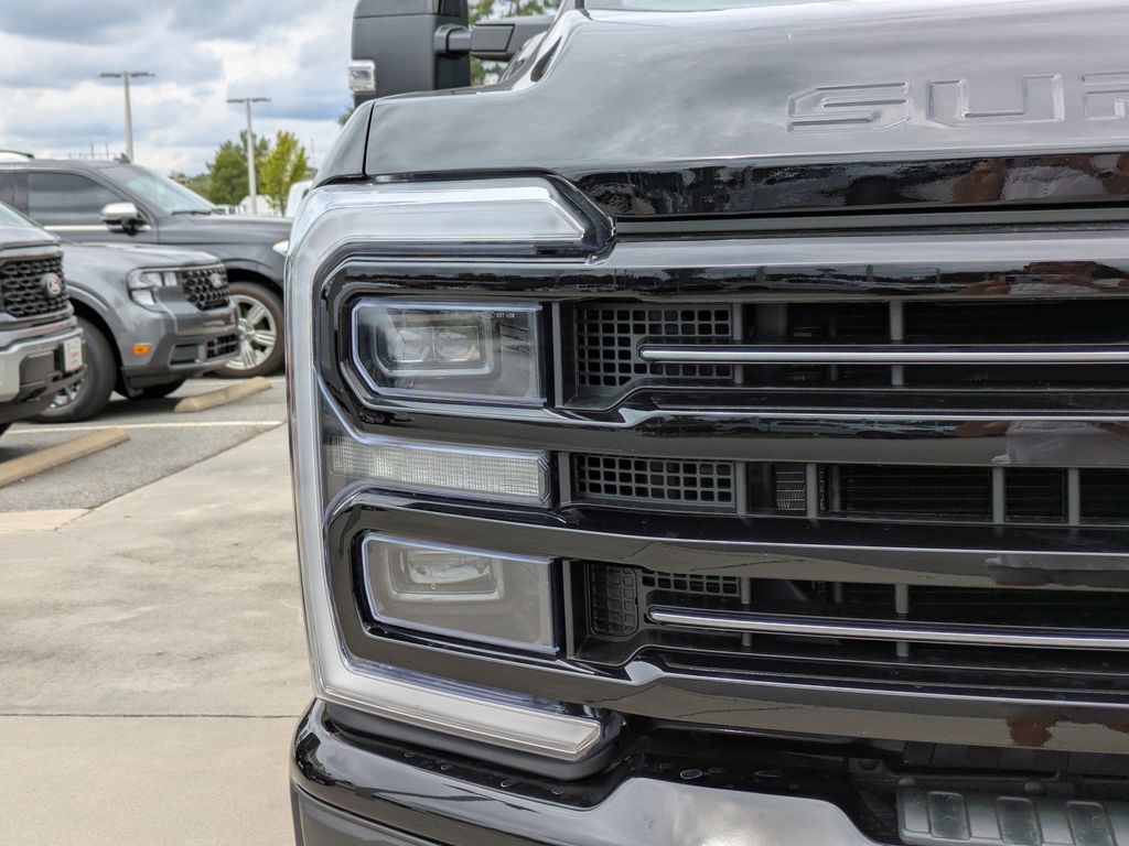 2026 Ford Super Duty F-350 SRW Platinum