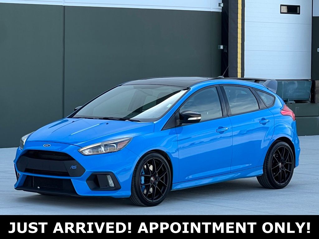 Nitrous Blue Quad-Coat 2018 Ford Focus RS Hatchback Hatchback All-Wheel Drive 6-Speed Manual