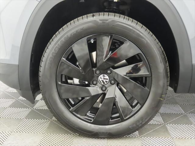 Thumbnail: 2026 Volkswagen Atlas - 30