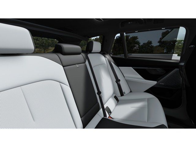 Thumbnail: 2026 BMW M5 - 12