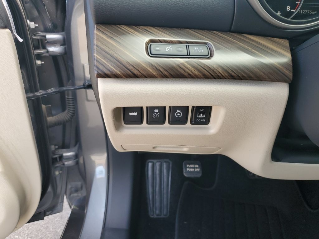 Used Car 2017 Nissan Maxima  Platinum For Sale Under $15,000 In Austin, Texas